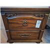 Image 3 : Bassett Furniture Bedside Table C