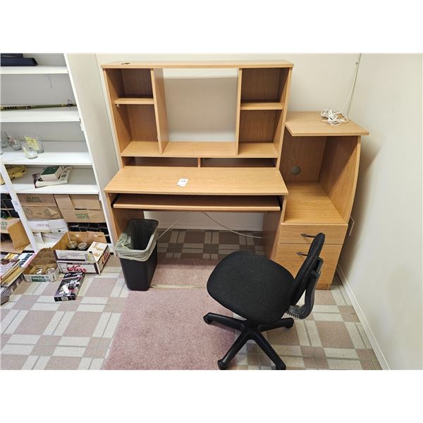 Desk & Chair C