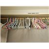Image 2 : Rubbermaid Portable Closet & More B