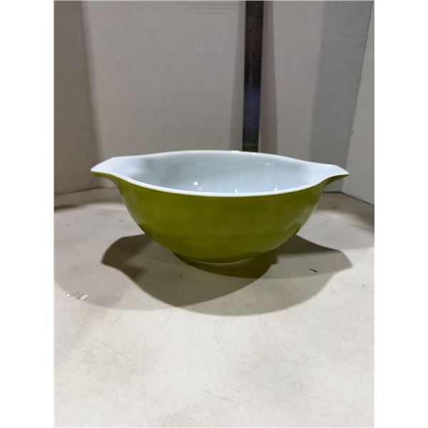 Vintage Pyrex Verde Green Cinderella Bowl