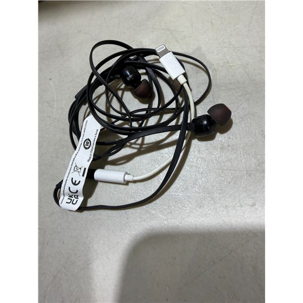JBL wired earbuds