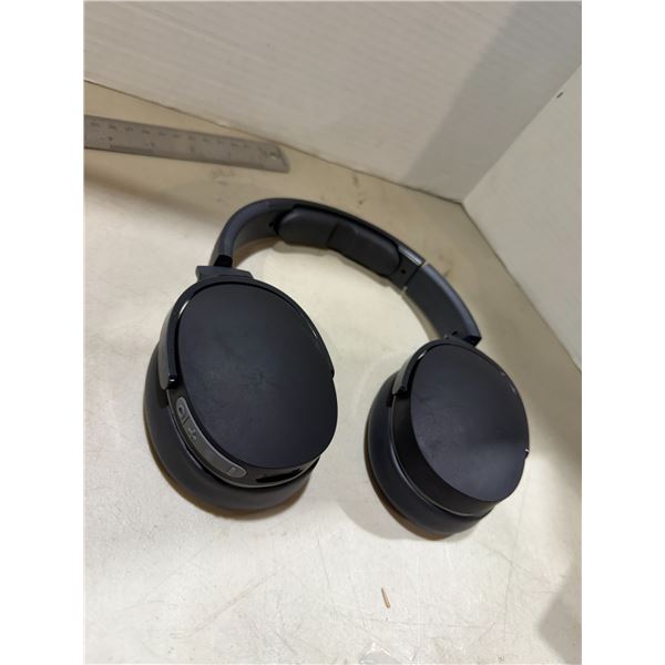 Skullcandy headphones