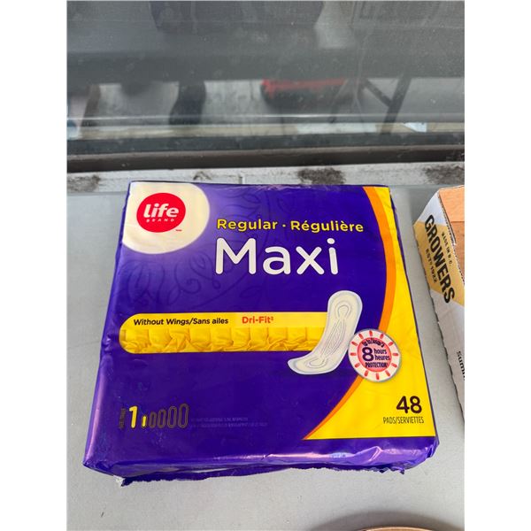 Life360 regular maxi pad's new