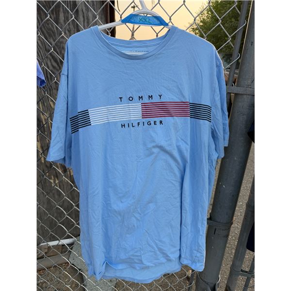 Tommy Hilfiger T-shirt, size XXL