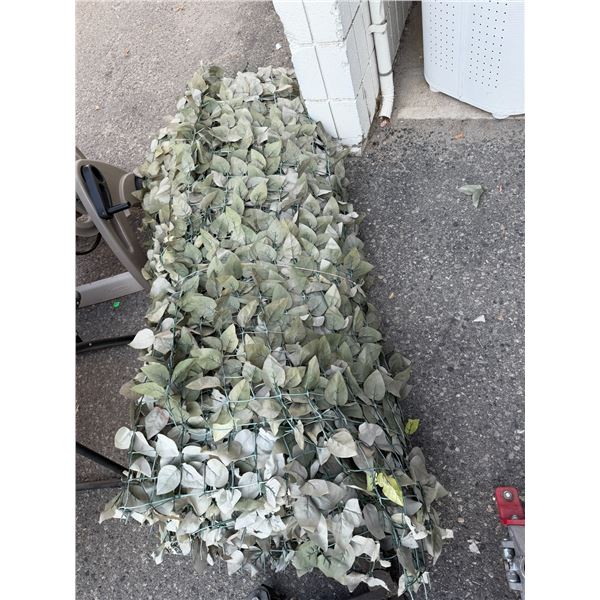 6 Sheets of ×4.5‘ x 9.5‘ privacy screen