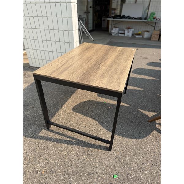 Table 47" x 31 1/2" x 30" tall