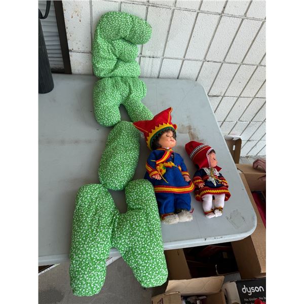 Vintage dolls, and other