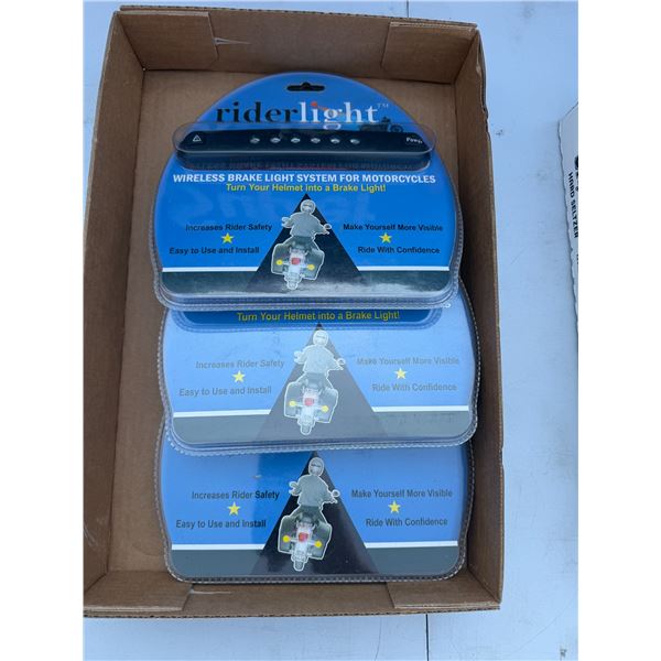 Wireless brake light system for motorcycle