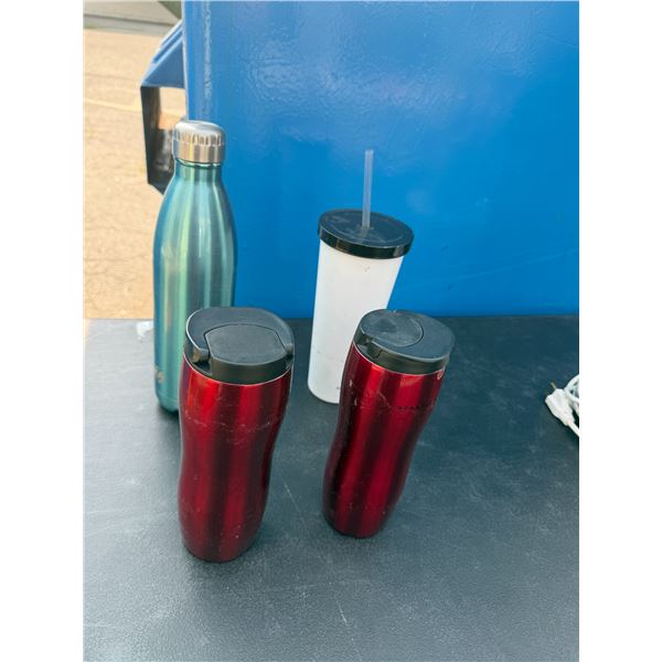 Beverage container