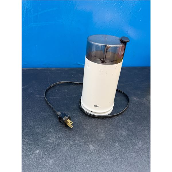 BRAUN grinder