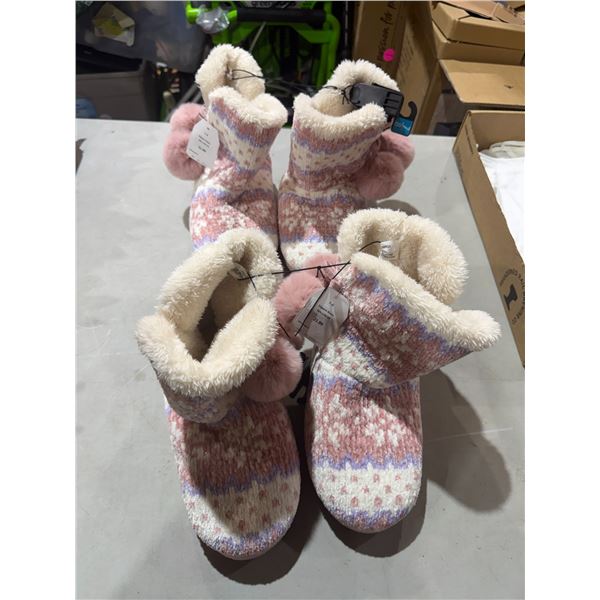 New slipper size 7/8