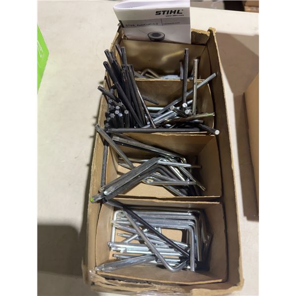 Assorted Allen key type tools