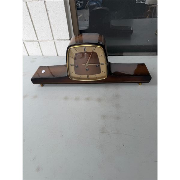 FORESTVILLE clock