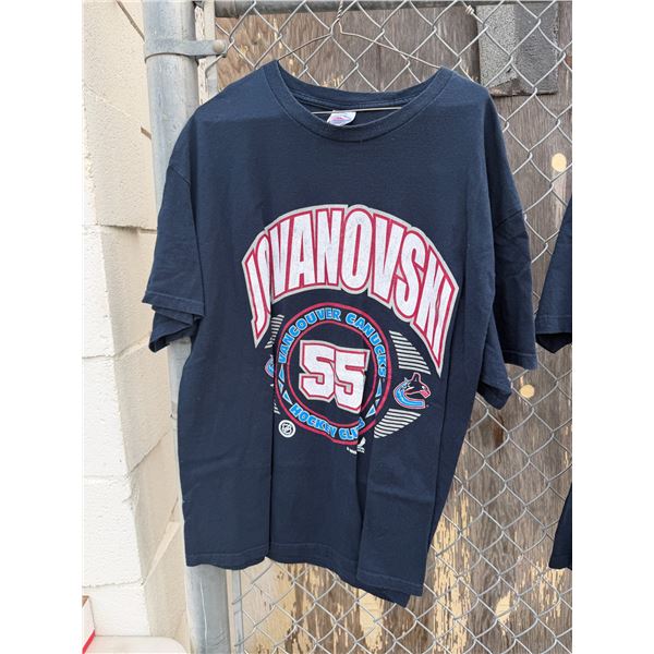 T-shirt, size XL