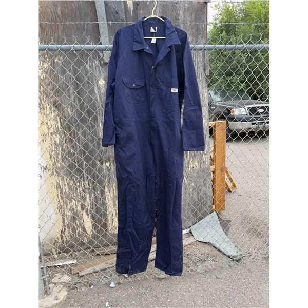 Coveralls size 2 XL