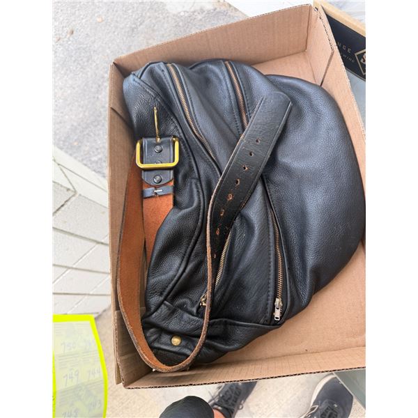Purse