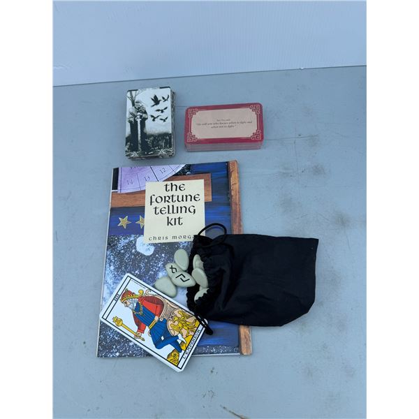 Fortune telling kit