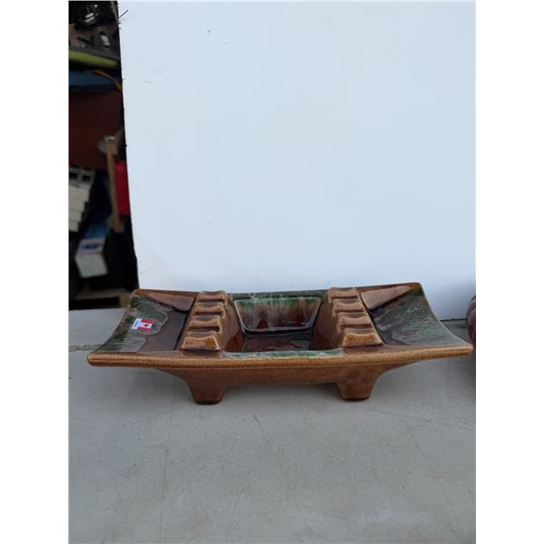 vintage McMaster pottery footed ashtray from the 1960s