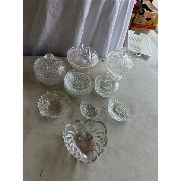 Crystal and other decor dishes