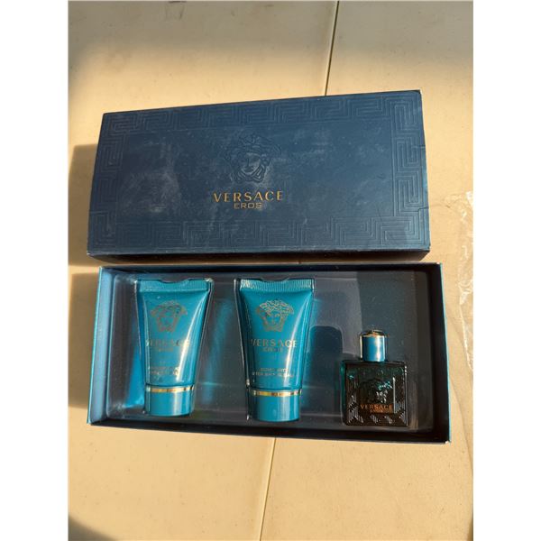 VERSACE aftershave balm, shower gel and spray