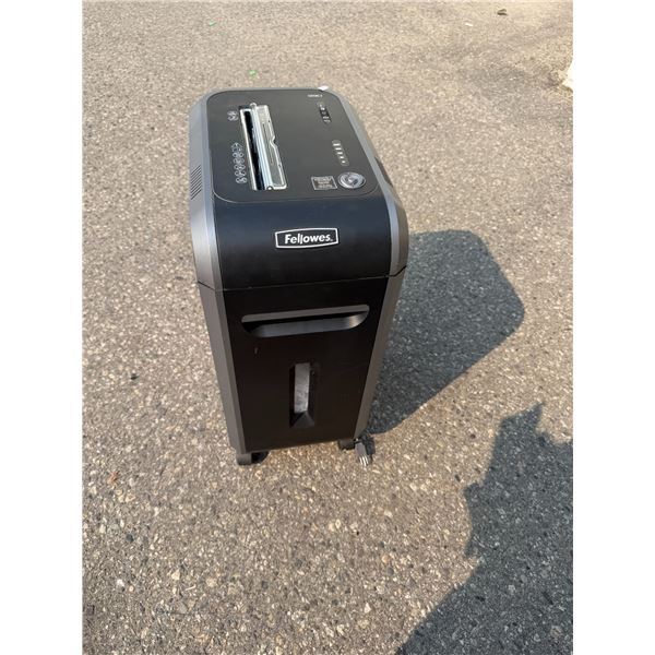 Fellows paper shredder