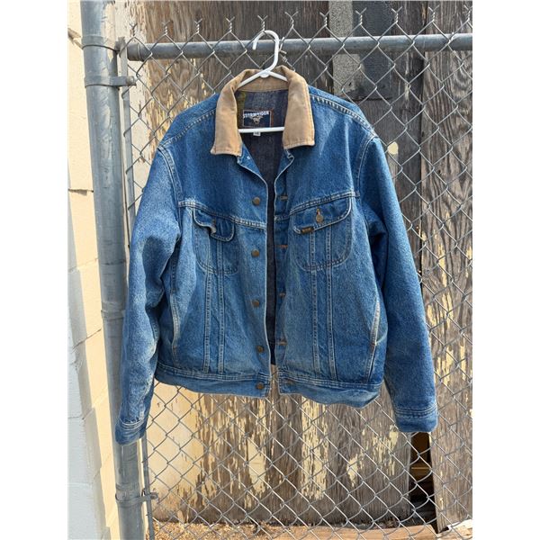 Storm ryder, Mustang Jeanne jacket size large