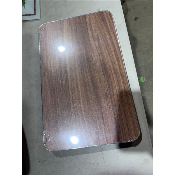 New folding table