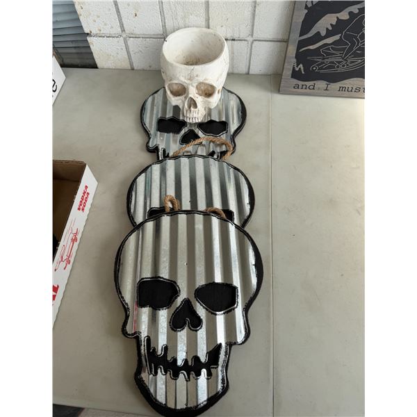 Skull decor