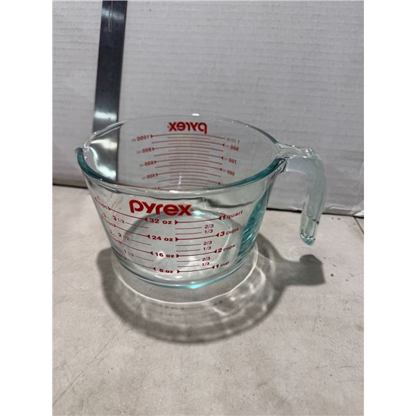 Pyrex measuring cup