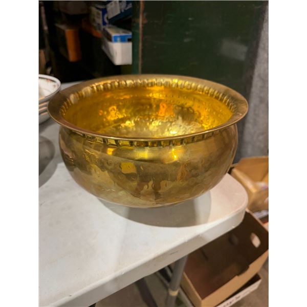 Hammered brass decorative bowl