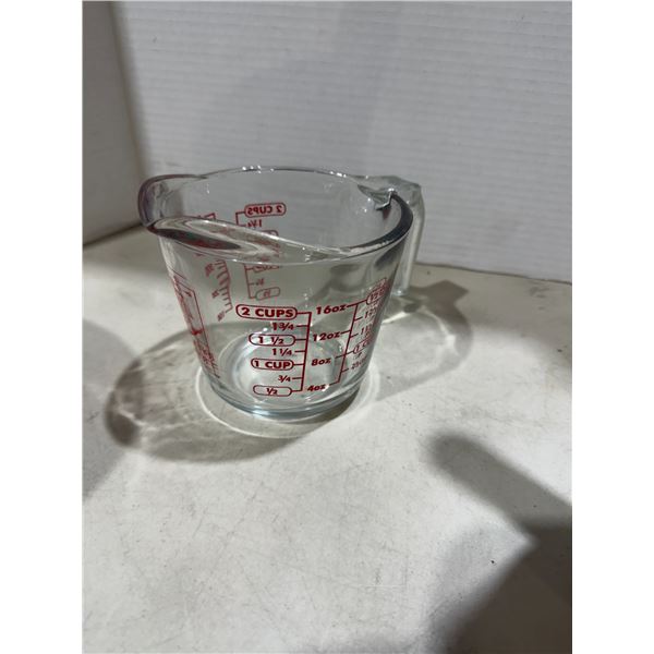 Anchor glass measuring cup