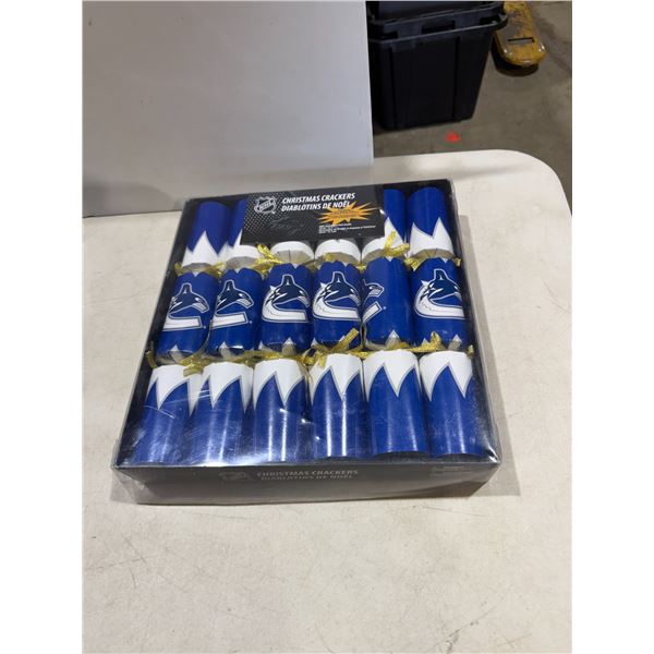 Canucks Christmas crackers