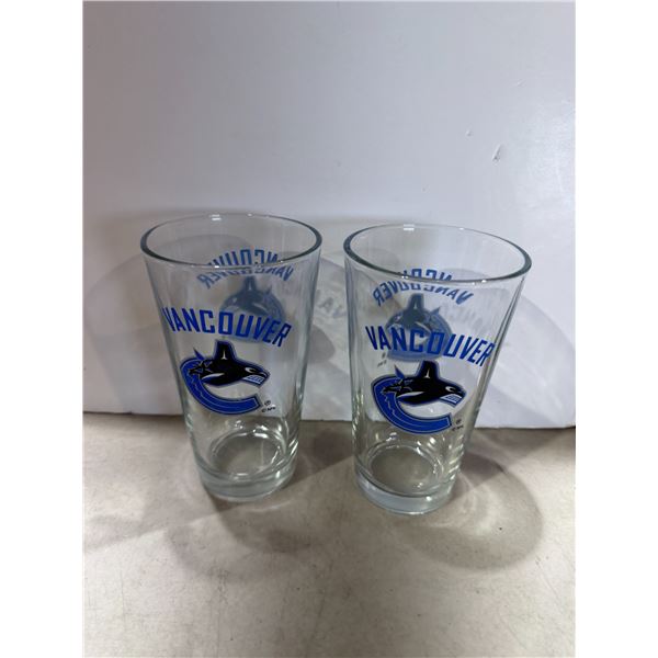 Canucks glasses