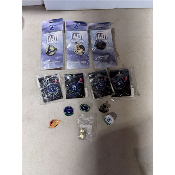 Canucks pins
