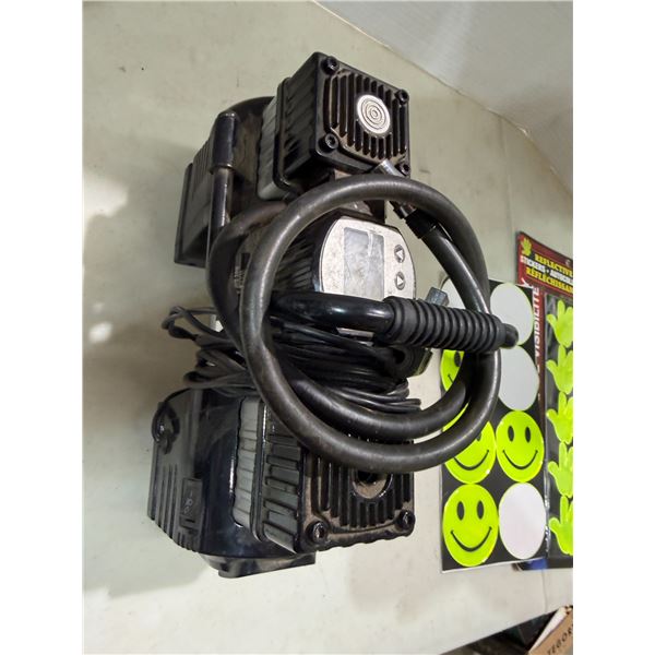 Air compressor