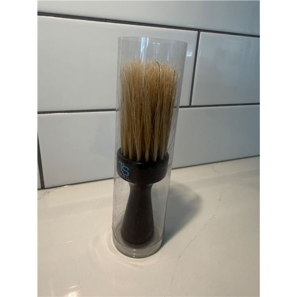 TS Pro brush