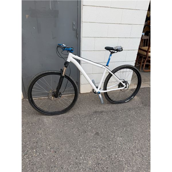 Mountain bike needs pedals