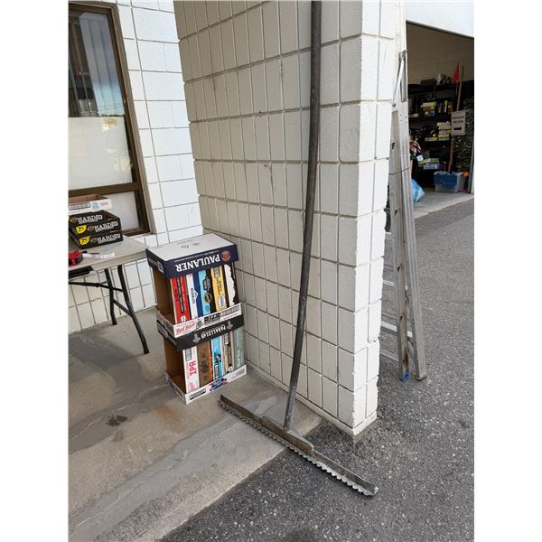 Concrete rake