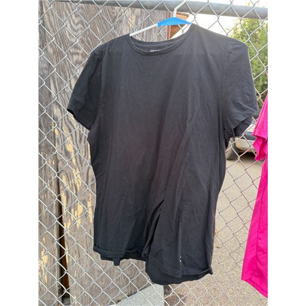 Calvin Klein T-shirt, size XL
