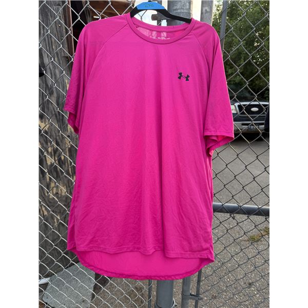 Under Armour T-shirt, size 2 XL