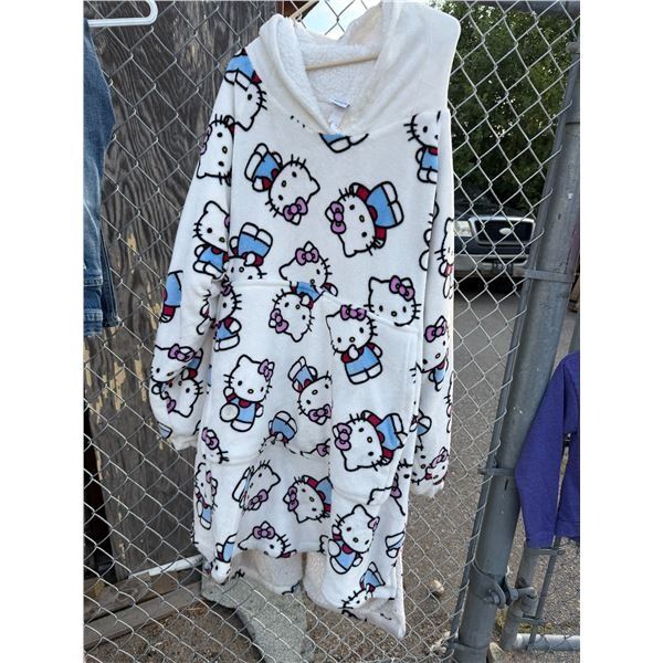 Hello Kitty, one size, soft, fuzzy, blanket, type clothing