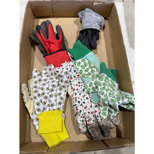 Garden gloves