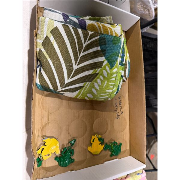 Tablecloth with