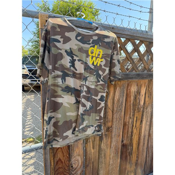 T-shirt, size XL