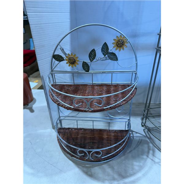 Folding sunflower shelf