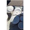 Image 3 : Gibson dishes