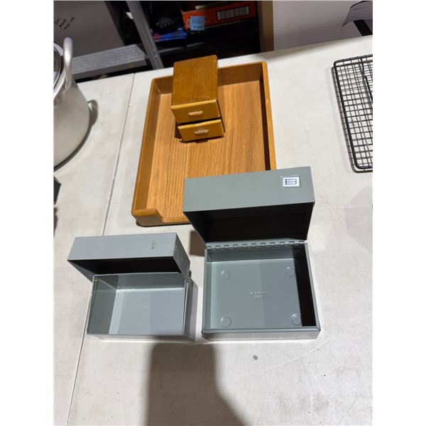 Organizing items