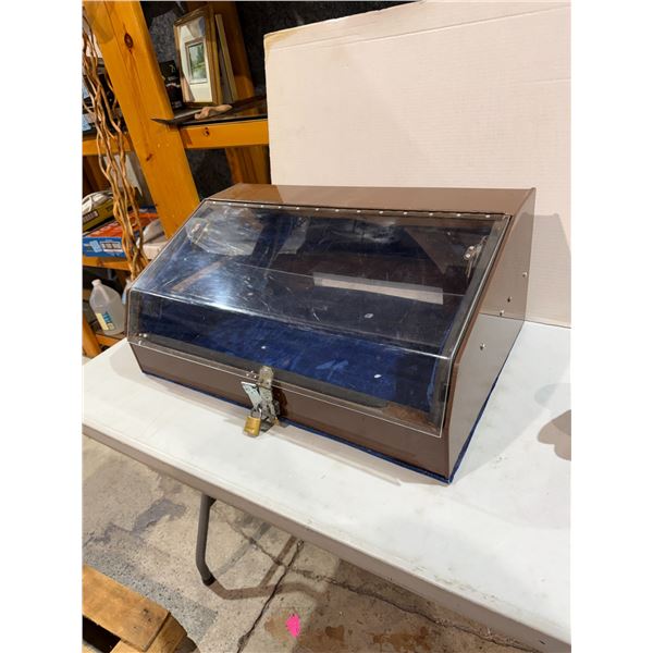 Display case