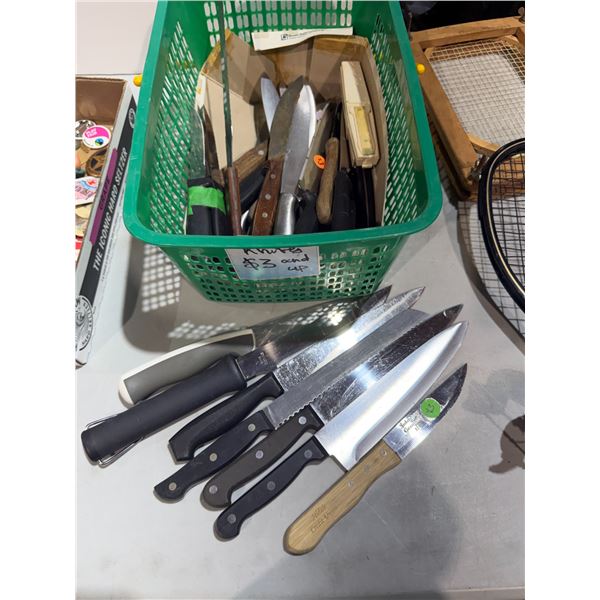 Assorted knives