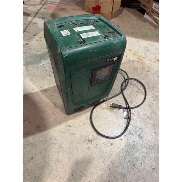DAB ESYBOX MINI 3 Residential Booster -- was $1500 new